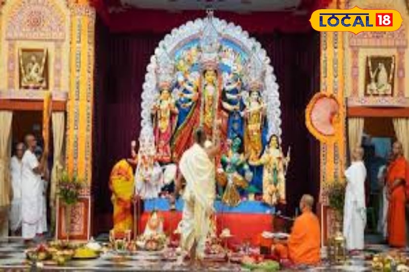 মহানবমীর পুজা ভোর ৫টা ৪০ মিনিটে শুরু হবে। পুজার পর অনুষ্ঠিত হবে দেবীর হোম ও ভোগ আরতি। প্রতিবছর পবিত্র অগ্নিকুণ্ডের সামনে ভক্তদের ভিড় জমে যায়। দেবীর হোমে অংশগ্রহণ করলেই পাপ মুক্তি ও শুভ ফল লাভ হয় বলেই বিশ্বাস। 