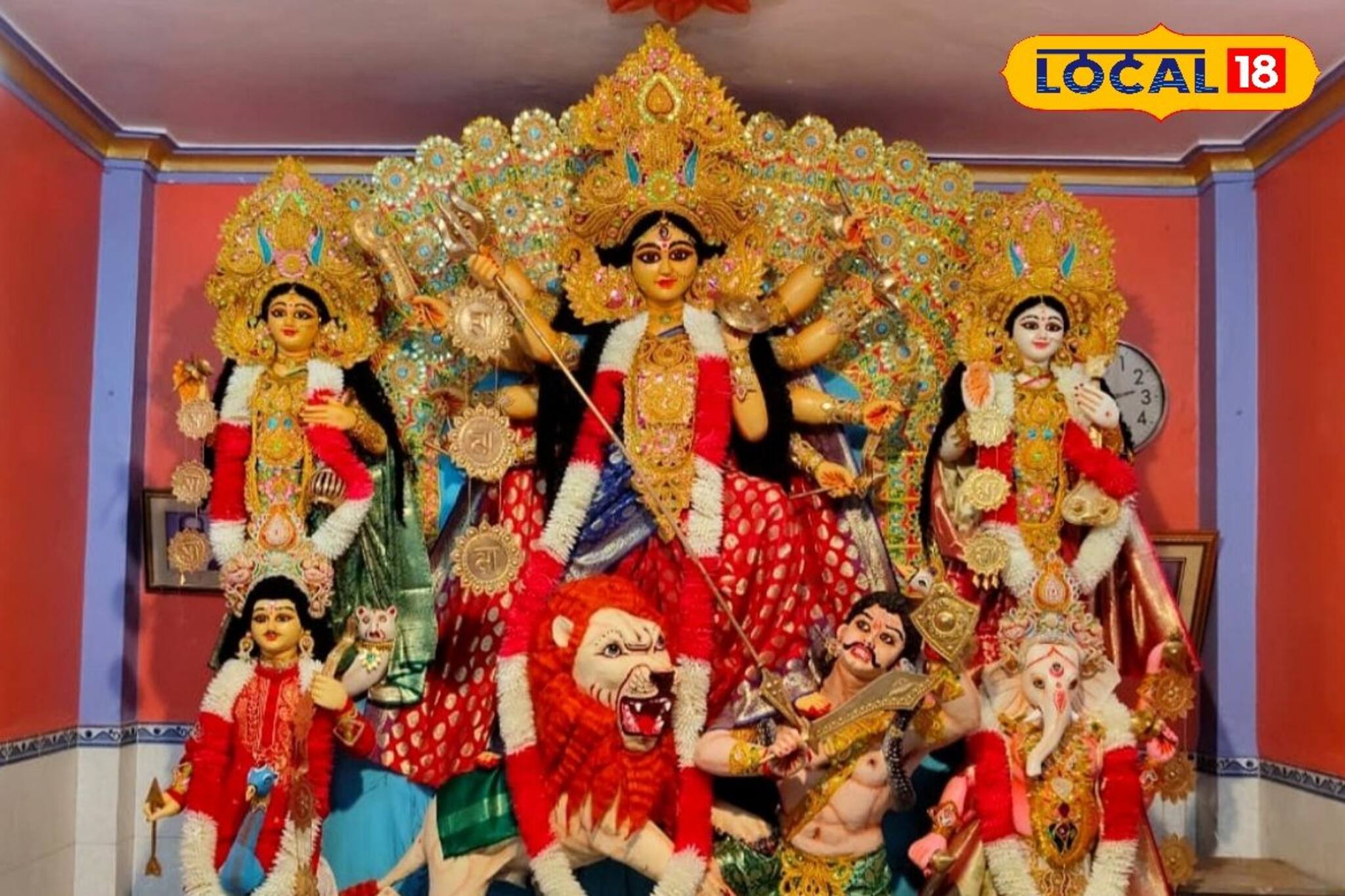 অশোকনগরের সাহা বাড়ির ঐতিহ্যের ১০০ বছরের পুজো, আনন্দে আত্মহারা বাসিন্দারা!