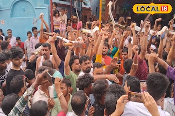 রাজ্যের অন্য কোথাও নয়! মহাষ্টমীতে বীরভূমেই টিকে আছে শতাব্দী প্রাচীন এই রেওয়াজ রাজ্যের অন্য কোথাও নয়! মহাষ্টমীতে বীরভূমেই টিকে আছে শতাব্দী প্রাচীন এই রেওয়াজ