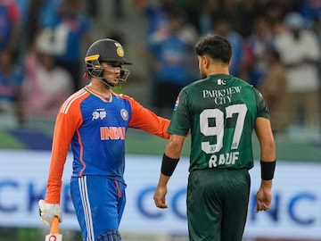 অবশেষে দেশে আসতে পারে এশিয়া কাপ ট্রফি! একটি আলোচনাতেই বরফ গলার ইঙ্গিত দুই দেশের অবশেষে দেশে আসতে পারে এশিয়া কাপ ট্রফি! একটি আলোচনাতেই বরফ গলার ইঙ্গিত দুই দেশের