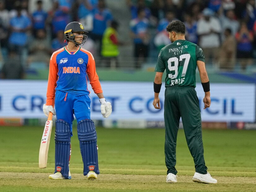এশিয়া কাপের সুপার ফোরের ম্যাচে চিরপ্রতিদ্বন্দ্বি পাকিস্তানকে হেলায় হারিয়েছে ভারতীয় দল। এর আগে গ্রুপ পর্বের ম্যাচে ভারতের বিরুদ্ধে লজ্জার হারের সম্মুখীন হয়েছিল পাকিস্তান।