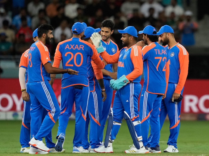 ভারত এখন পর্যন্ত এই টুর্নামেন্টে সবচেয়ে ভালো দল হিসেবে নিজেদের প্রমাণ করেছে। যদিও তারা এখনও তাদের পূর্ণ ক্ষমতায় খেলেনি, তবুও অপরাজিত রয়েছে। ব্যাট হাতে অভিষেক শর্মা দুর্দান্ত ছন্দে থাকলেও, অন্য ব্যাটাররা এখনও তেমন কোনও গুরুত্বপূর্ণ অবদান রাখতে পারেননি।