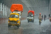 Rainfall Alert: হাতে একদম সময় নেই, দু'ঘণ্টার মধ্যেই প্রবল ঝড়বৃষ্টি আসছে দক্ষিণবঙ্গের চার জেলায়, সঙ্গে ঝড়
