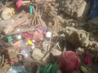 দেওয়াল চাপা পড়ে মৃত্যু