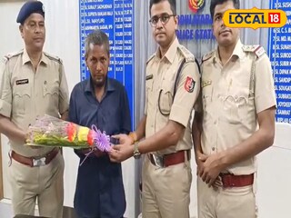 মুর্শিদাবাদের নিখোঁজ ব্যক্তি দেড় বছর পর বাংলাদেশ থেকে ফিরে এলেন