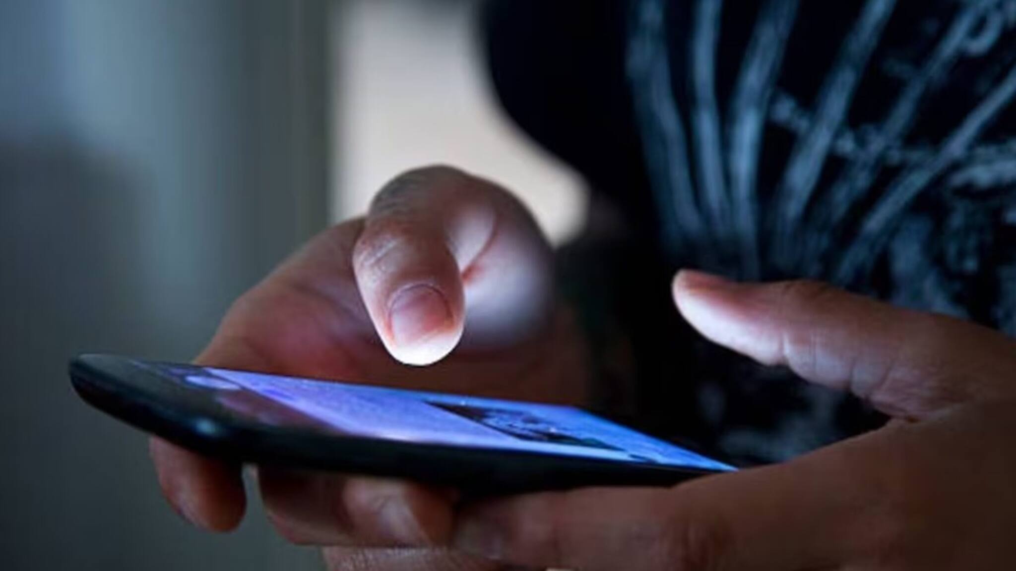 বান্ধবীকে বিশ্বাস করে ১৫ হাজার টাকা ধার দিয়েছিলেন যুবক! পরের ৯ মাসে তার সঙ্গে যা ঘটল! তাজ্জব নেটদুনিয়াও