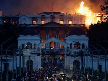 সরকারি সম্পত্তি ধ্বংস করা উদ্দেশ্য ছিল না (Photo: X)