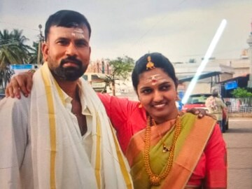 পুলিশ তদন্তে জানা যায় যে, তিন মাস আগে এই দম্পতির বিয়ে হয়