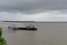 এক সপ্তাহের মধ্যে নুরপুরে চালু হল বিকল্প ফেরি পরিষেবা!