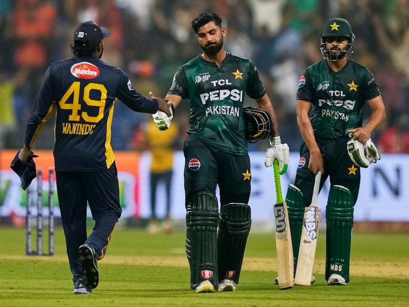  একই সঙ্গে তিনি জানান পাক দুই ক্রিকেটার সাহিবজাদা ফরহান এবং বোলার শাহিন আফ্রিদি ভাল ক্রিকেট খেলবেন। এশিয়া কাপেও তাঁদের দুরন্ত ফর্ম দেখা যাবে।
