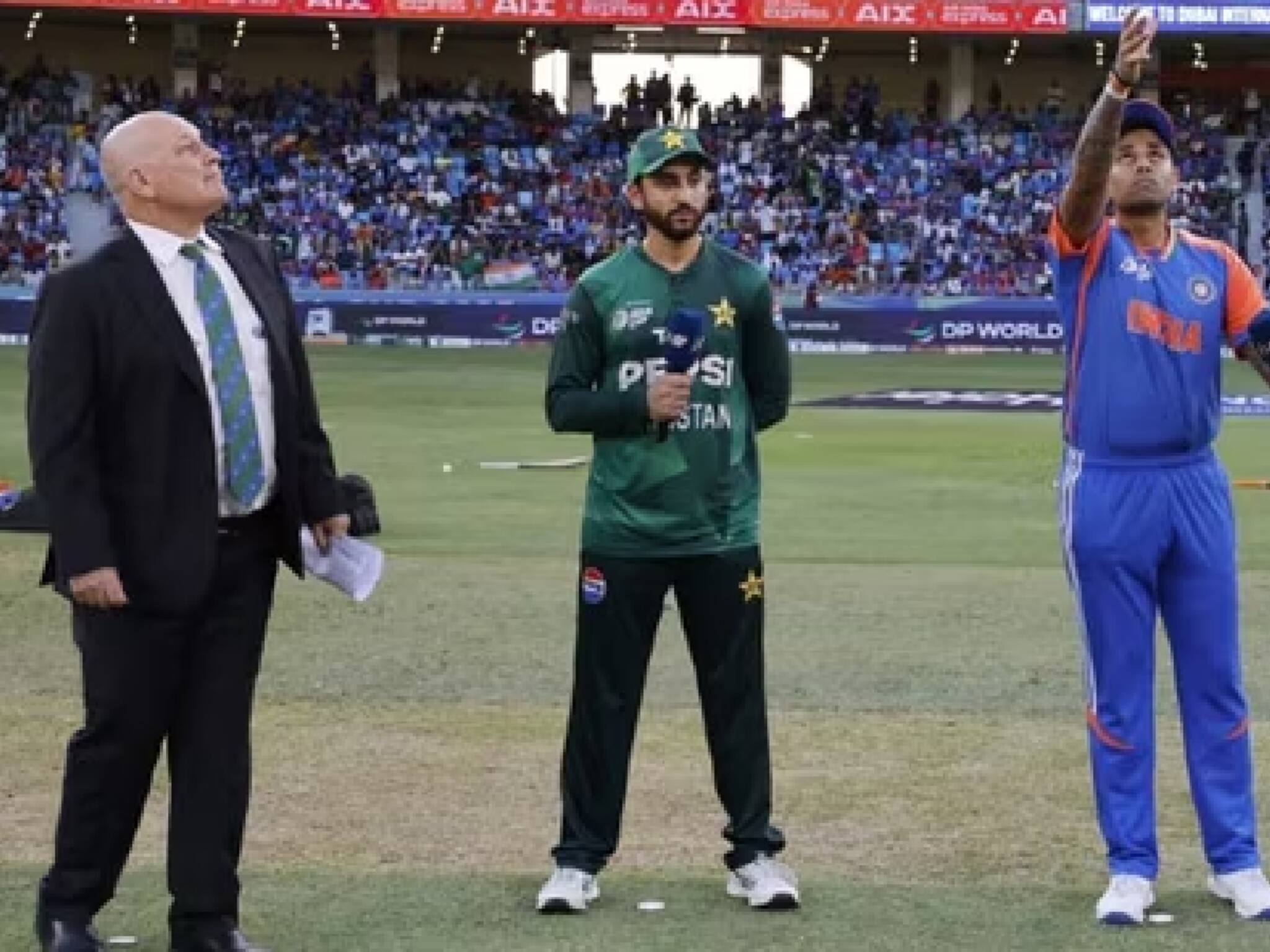 Ind vs Pak handshake row: অবশেষে পাকিস্তানের কাছে ক্ষমা চাইলেন পাইক্রফট! সময়ে মাঠে এল না পাক দল, ১ ঘণ্টা পরে শুরু এশিয়া কাপের ম্যাচ