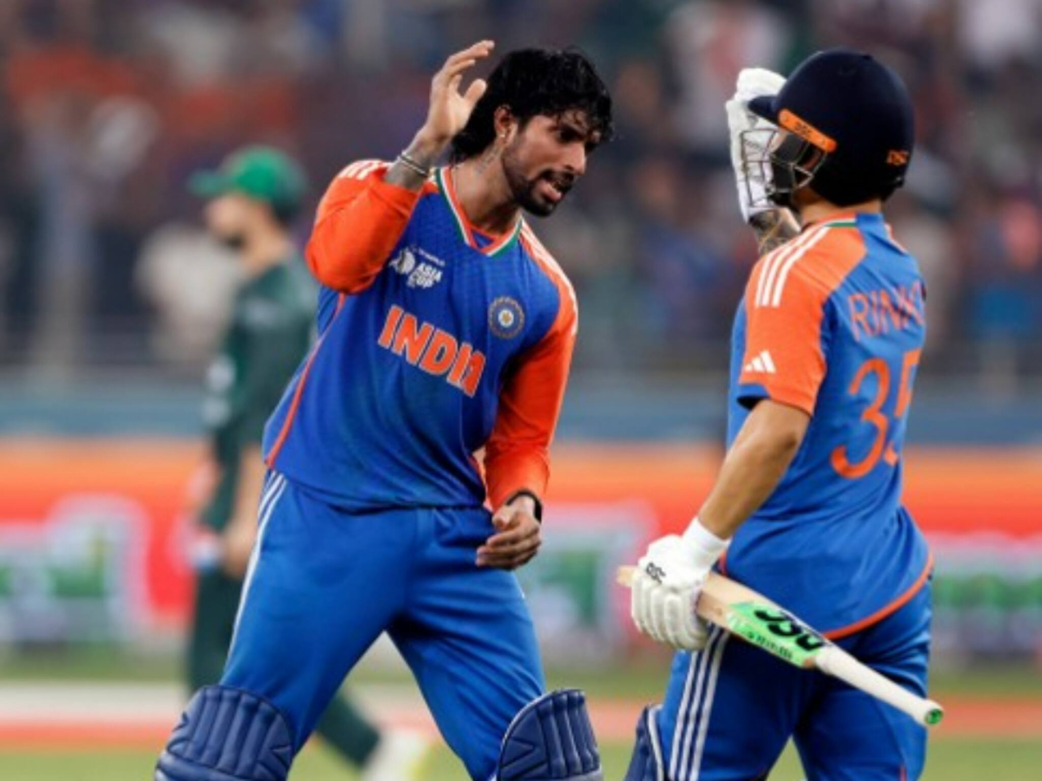 এক বল খেলেই বাজিমাত! একেই বলে ফিনিশার লাক! রিঙ্কু সিং নাম লেখালেন ইতিহাসের পাতায়