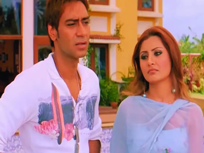তিনি অজয় দেবগনের বিপরীতে গোলমাল ছবিতে অভিনয় করেছিলেন , যেখানে তাকে একটি রোম্যান্টিক চরিত্রে দেখা গিয়েছিল। মজার বিষয় হল, একটি সাক্ষাৎকারে তিনি জানিয়েছিলেন যে তাঁকে বার বার একই ধরনের চরিত্রে অভিনয়ের প্রস্তাব দেওয়া হচ্ছে। বৈচিত্র্যের অভাব দেখে হতাশ হয়ে তিনি কেরিয়ারের শীর্ষে থাকাকালীনই অভিনয় থেকে সরে আসার সিদ্ধান্ত নেন। তার পর থেকে রিমি সেন লাইমলাইট থেকে দূরেই রয়েছেন।