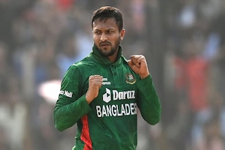 শাকিব আল হাসানকে আর কোনওদিন খেলতে দেওয়া হবে না! বাংলাদেশে বিরাট ঘোষণা