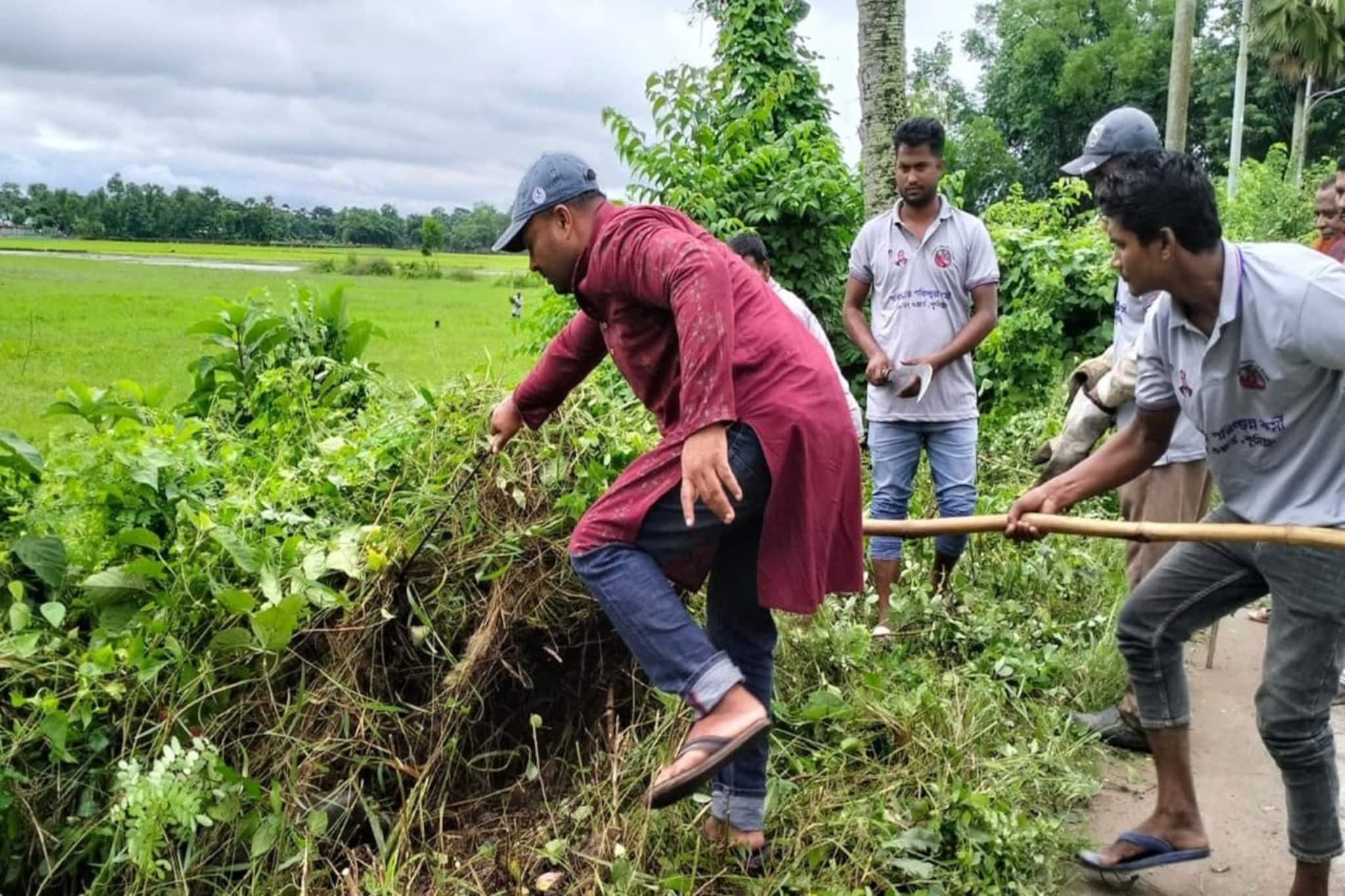 উদ্ধার মাথার খুলি-পাঁজর, এটাই কি নিখোঁজ অনিকেতের দেহ? কালনায় বিরাট চাঞ্চল্য
