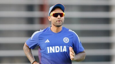 Ponting Urges Suryakumar Yadav to Conquer Fear Amidst Poor Form Ahead of T20 World Cup