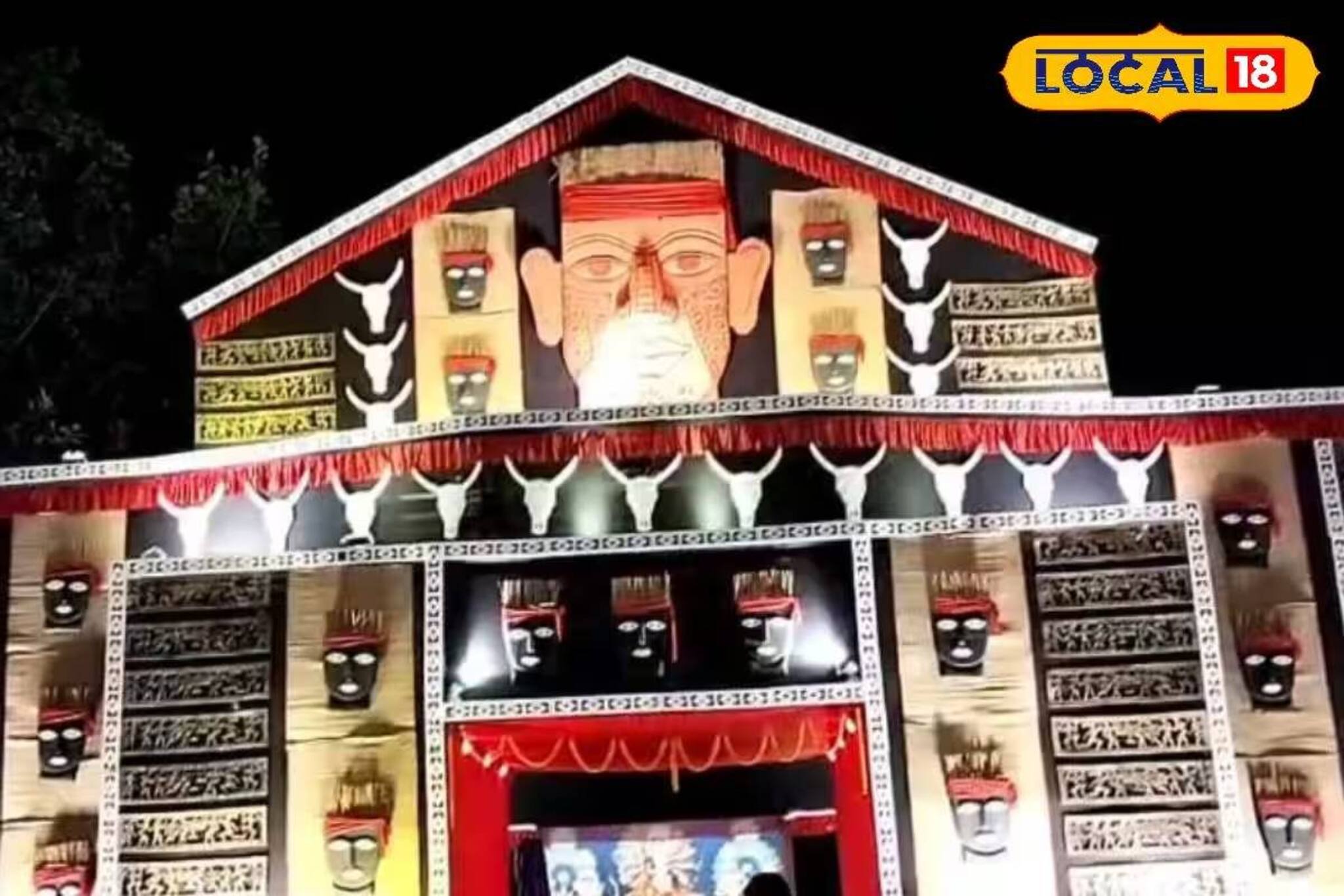 মণ্ডপে ঢুকলে যেন ফিরে যাবেন আদিম যুগে! বাঁকুড়ার মণ্ডপে জ্বলজ্বল করছে একটুকরো ইতিহাস!