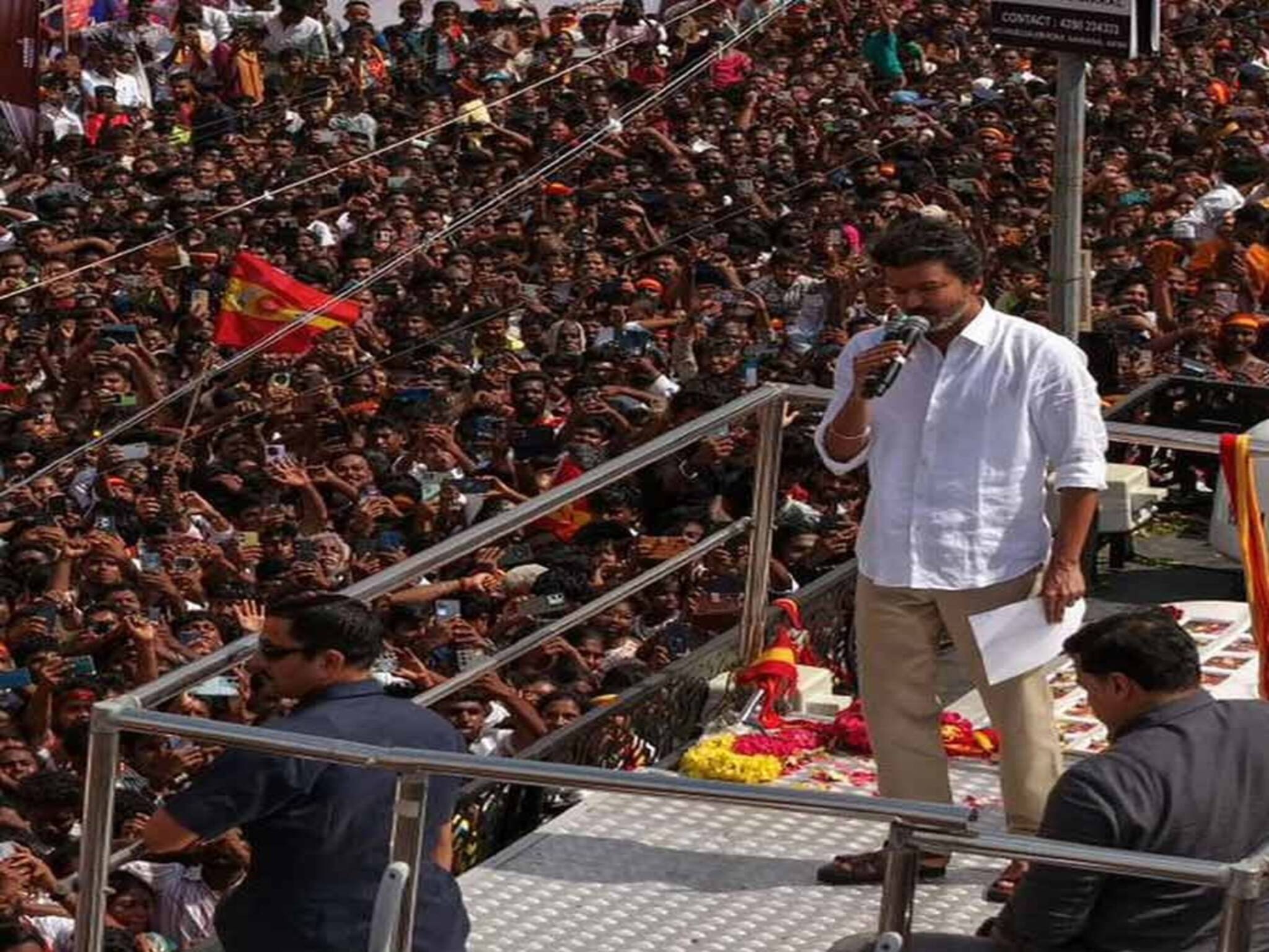 TVK Chief Vijay: জনপ্রিয়তাই ব্যুমেরাং হল? নিজের সভায় মৃত্যুমিছিল, অবশেষে বড় পদক্ষেপ বিজয়ের