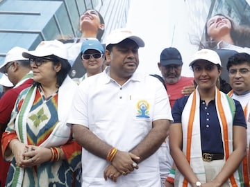 কলকাতায় নমো যুব দৌড়' কর্মসূচিতে অংশ নিলেন কেন্দ্রীয় মন্ত্রী সুকান্ত মজুমদার