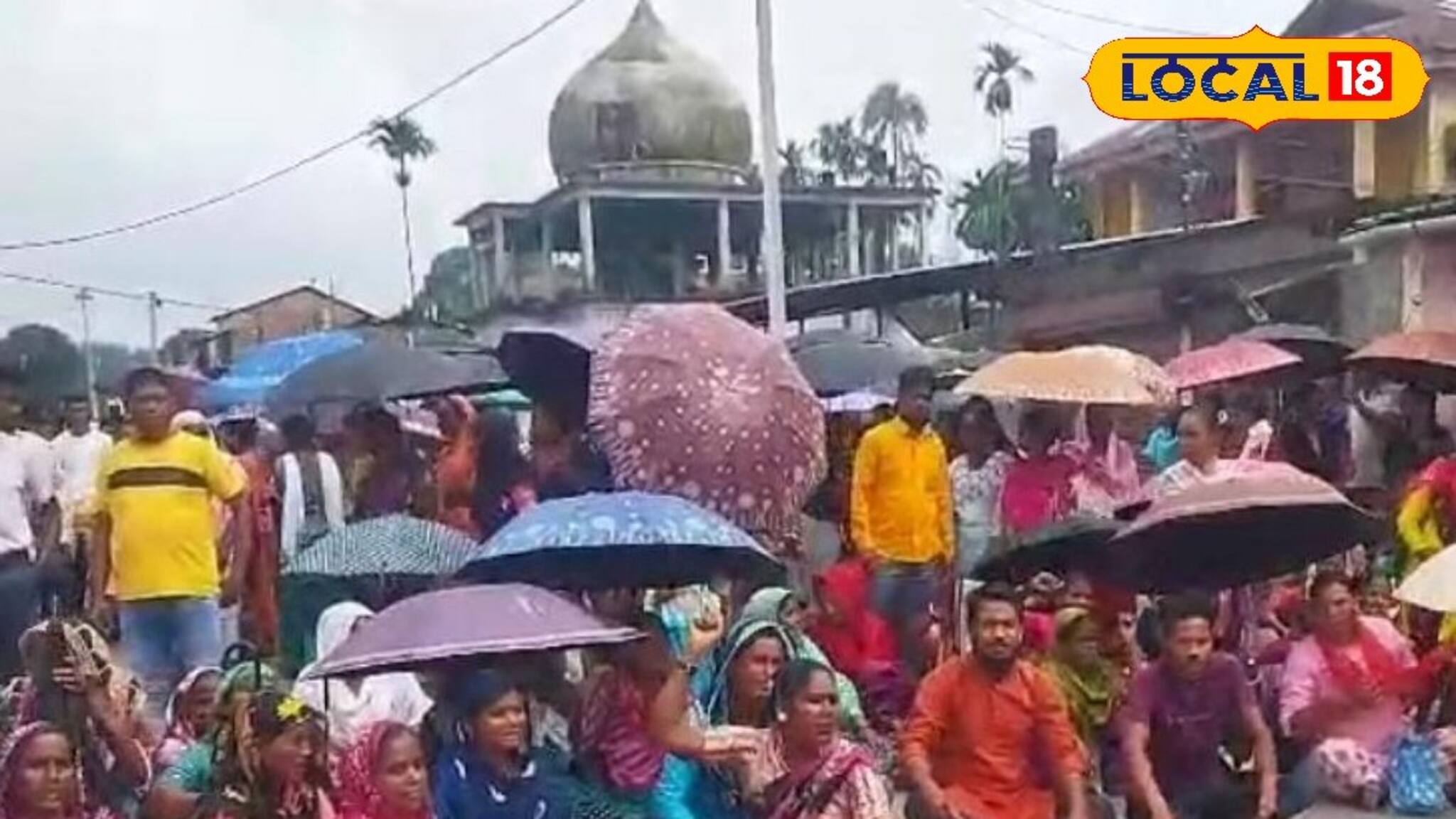 ঘুচল রুজি রুটি! পুজোর আগে মাথায় আকাশ ভেঙে পড়ল চা শ্রমিক মহল্লায়! বন্ধ পরপর তিনটি চা বাগান