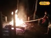 গভীর রাতে পচা-গলা বেওয়ারিশ লাশ দাহ করতে গিয়ে বিপাকে!