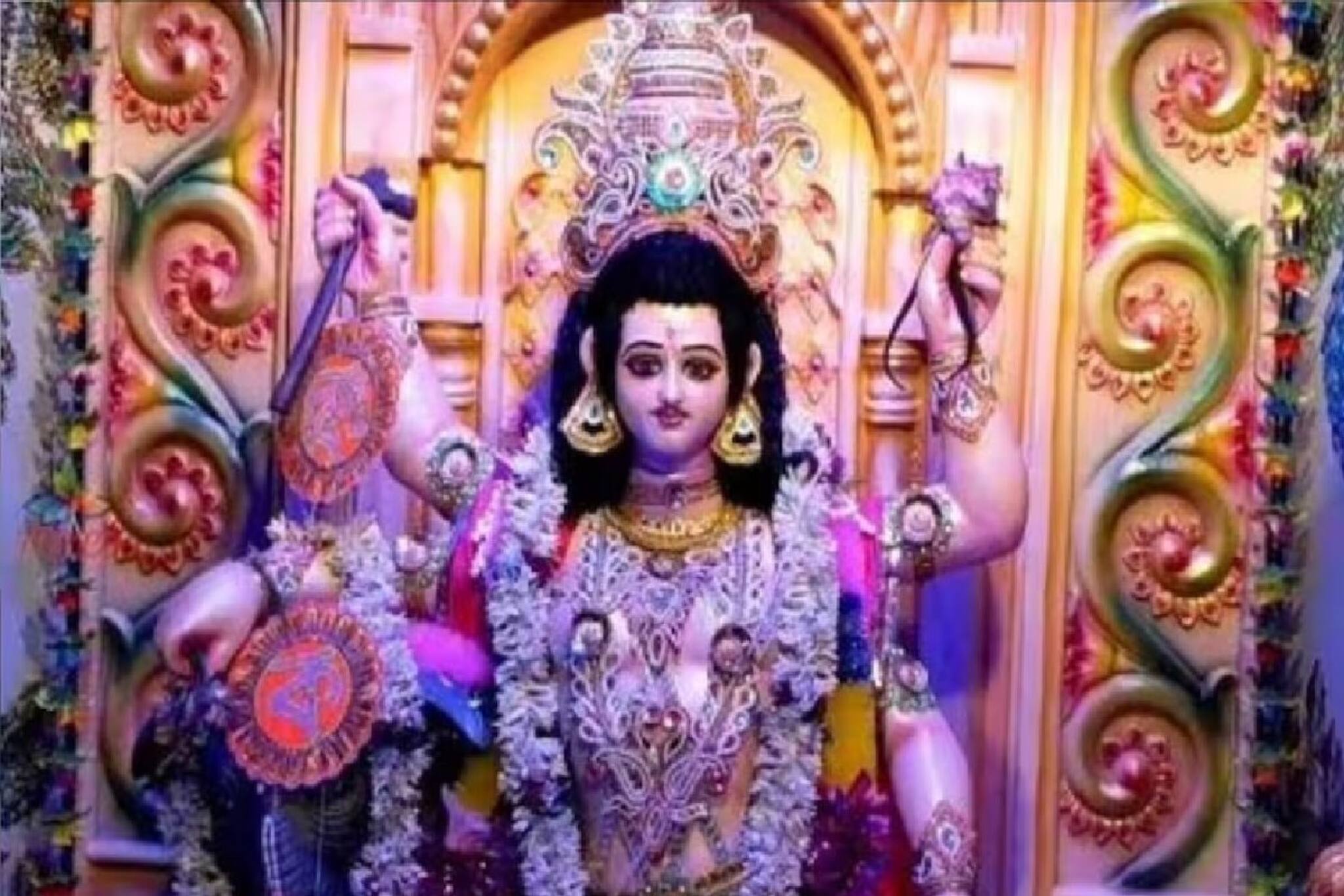 আজ বিশ্বকর্মা পুজোর দিন অবশ্যই করুন ছোট্ট 'এই' কাজ, ফুলে-ফেঁপে উঠবে লোকসানে চলা ব্যবসাও