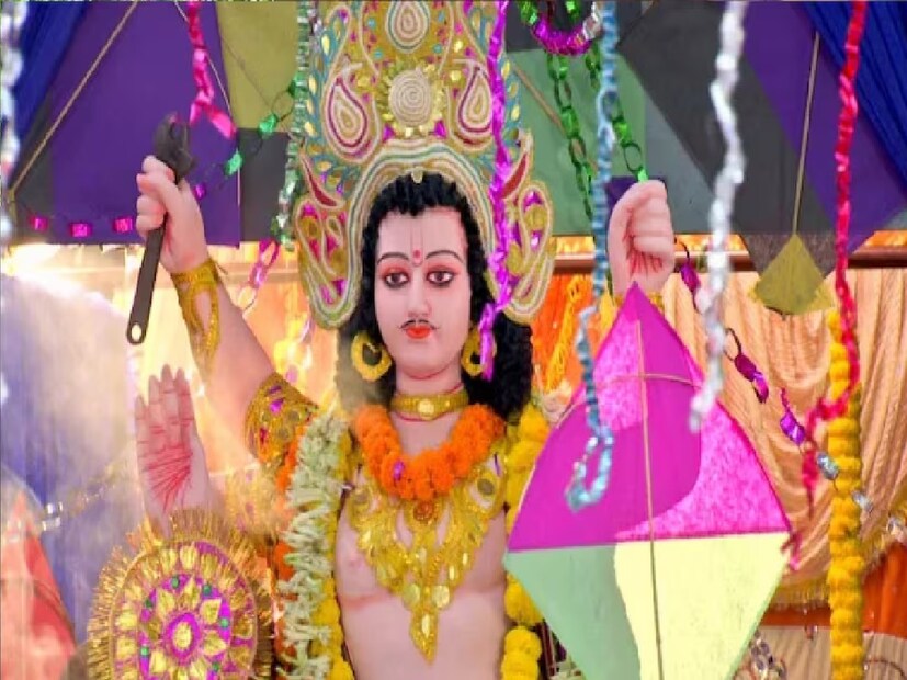 *গুপ্তপ্রেস পঞ্জিকামতে বুধবার ৩১ ভাদ্র, ইংরেজি ১৭ সেপ্টেম্বর রয়েছে বিশ্বকর্মী পুজো। ভাদ্র কৃষ্ণের একাদশী তিথি রয়েছে একাদশী রাত ১টা ২৩ মিনিট ৫৪ সেকেন্ড পর্যন্ত। মহেন্দ্র যোগ রয়েছে, দুপুর ১টা ৩২ মিনিট ৫৮ সেকেন্ড গতে ৩টে ১০ মিনিট ২৩ সেকেন্ডের মধ্যে, ফের রাত ৮টা ৪৫ মিনিট ৪০ সেকেন্ড থেকে ১০টা ২০ মিনিট ১৫ সেকেন্ড পর্যন্ত। 