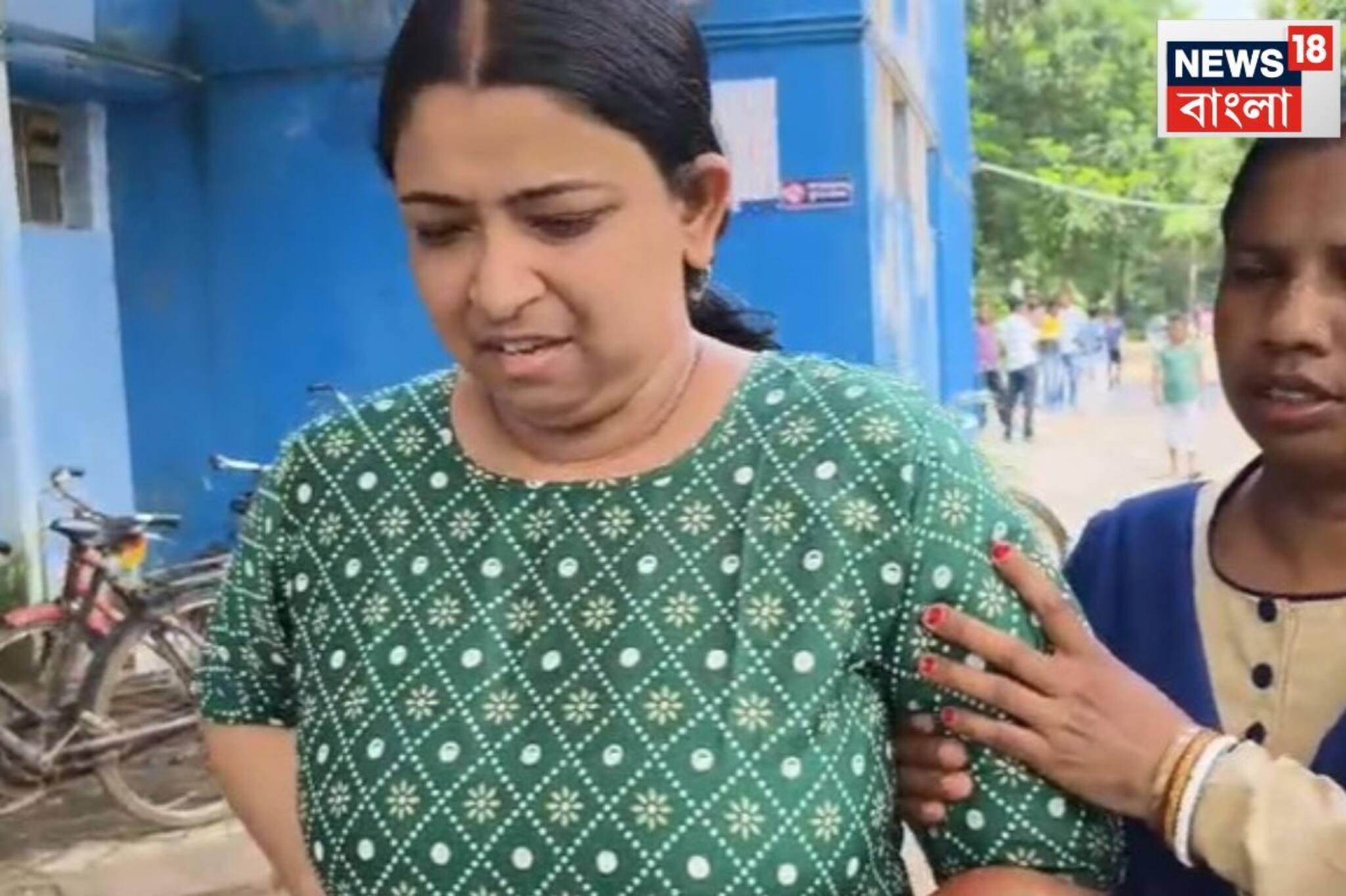 SSC পরীক্ষা, বাইক থেকে পড়ে গেলেন পরীক্ষার্থী, শেষ পর্যন্ত কি বসতে পারলেন পরীক্ষায়?