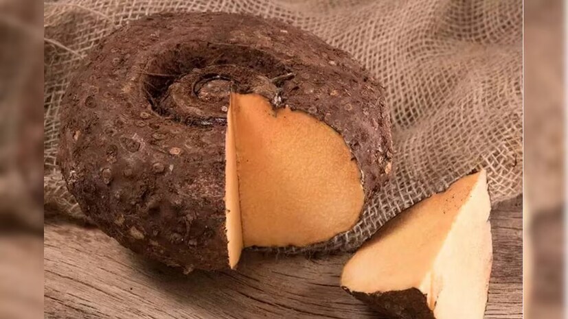 ভাদ্র সংস্কৃতিতে ওলের নানা পদও খেতে পারেন৷ এই দিনে ওল খাওয়া খুবই শুভ বলে মনে করা হয়৷ মজবুত হয় রোগ প্রতিরোধ শক্তি৷