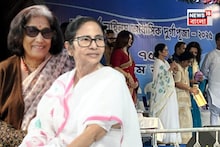 'আরতি দি, বন্য বন্য গানটা দু লাইন…?' মুখ্যমন্ত্রীর সঙ্গে অন্তরঙ্গ মুহূর্তে সঙ্গীত শিল্পী!