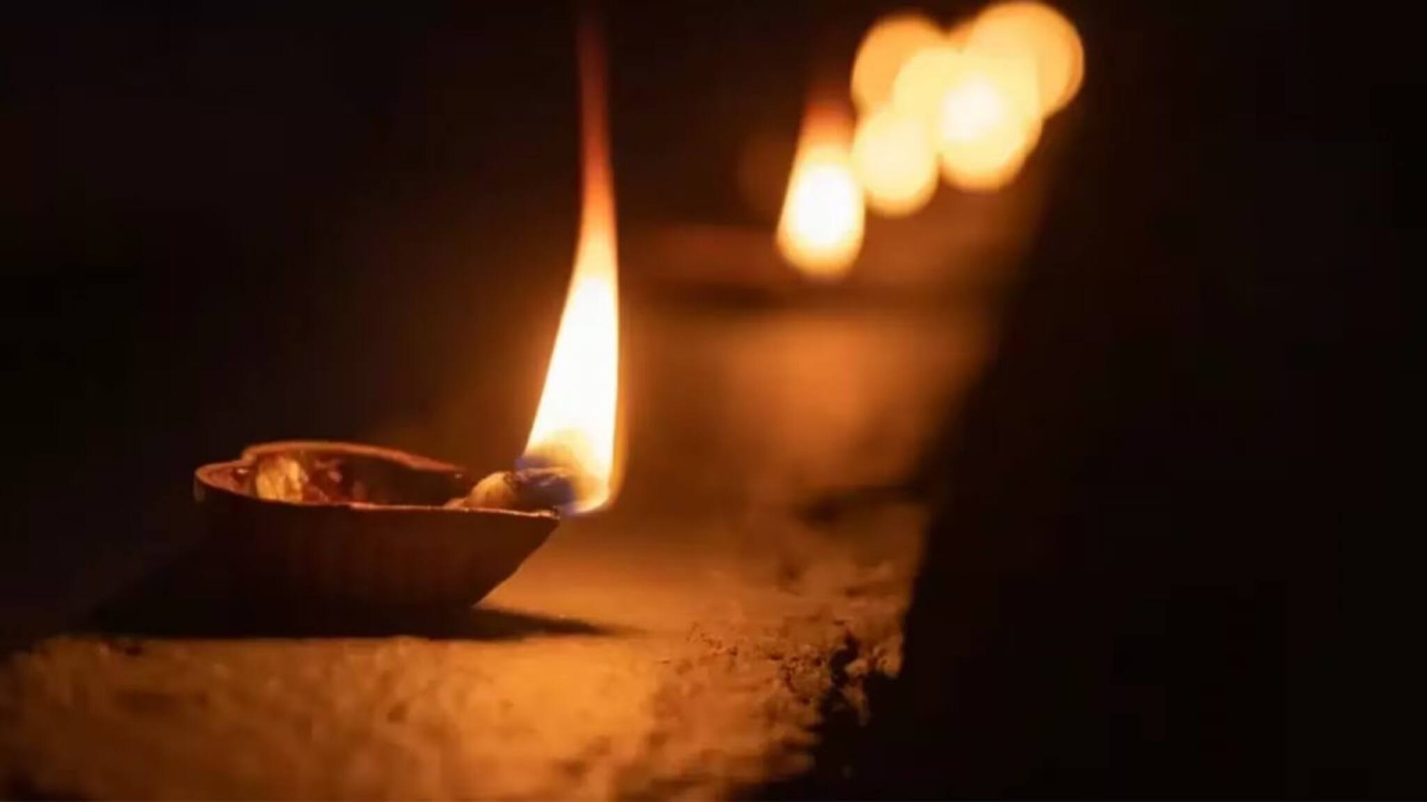 Bhoot Chaturdashi: আর কিছুক্ষণ পরেই ‘ভূতচতুর্দশী’র রাত, ভুলেও করবেন না এই ৫ কাজ, টাকার অভাবে কাঙাল হবেন, হতাশায় জীবন হবে নরক