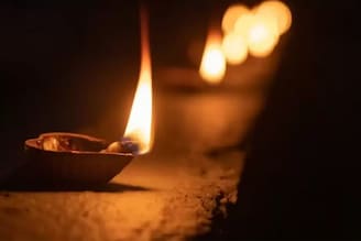 ‘ভূতচতুর্দশী’র রাতে ভুলেও করবেন না এই ৫ কাজ, টাকার অভাবে কাঙাল হবেন, হতাশায় জীবন নরক হবে
