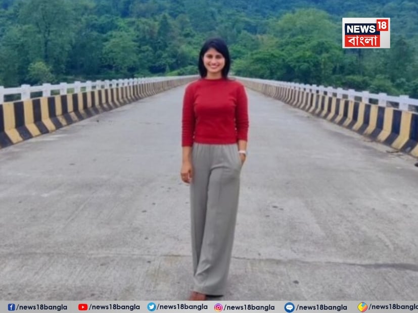 পড়াশোনা শেষ করে বিশাখা বেঙ্গালুরুতে সিসকো-তে যোগদান করেন৷ কিন্তু বরাবরই আইএএস অফিসার হওয়ার স্বপ্ন দেখতেন তিনি৷