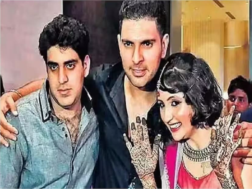 যুবরাজ সিংয়ের নিজের ভাই জোরাওয়রও অভিনয়ের ক্ষেত্রে কিছু করে দেখানোর লড়াই করছেন। তিনি ভিডিও অ্যালবামের কাজ চালিয়ে যাচ্ছেন। জোরাওয়ারের স্ত্রী বিবাহবিচ্ছেদের সময় নিজের শাশুড়ি শবনম, ভাসুর যুবরাজ সিং ও স্বামীর বিরুদ্ধে একাধিক অভিযোগ আনেন৷ (Zorawar Singh/Instagram)