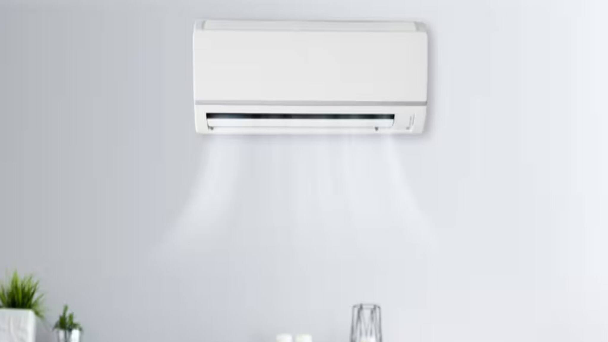 AC Deals: গরমের প্রস্তুতি এখন থেকেই! এসির উপর ৫৩% ছাড়, ৫-স্টার স্প্লিট এসি মাত্র ২৯,০০০ টাকায়