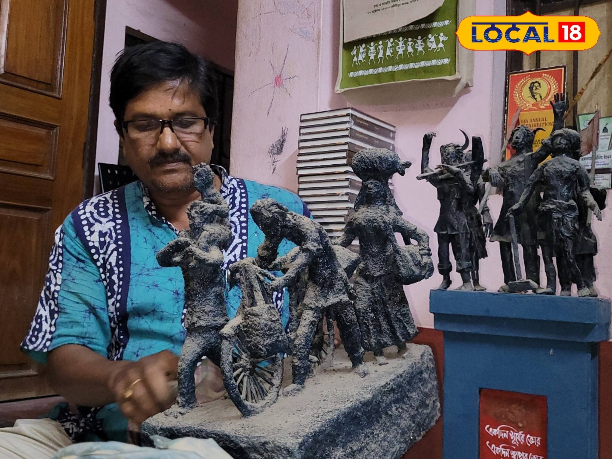 অভূতপূর্ব! টুকরো টুকরো খবরের কাগজ দিয়ে যা করেন 'এই' শিল্পী, দেখলে চমকে যাবেন আপনিও