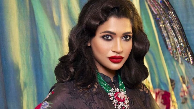 এই সিরিজটা সেভাবে প্রসংশা পায়নি৷ এবং এতদিন কোনও ভাবে বাঁধনও মুখ খোলেননি শ্যুটিং-এ তাঁর অভিজ্ঞতা নিয়ে৷ বাংলাদেশের নামী অভিনেত্রী আজমেরী হক বাঁধন৷ 