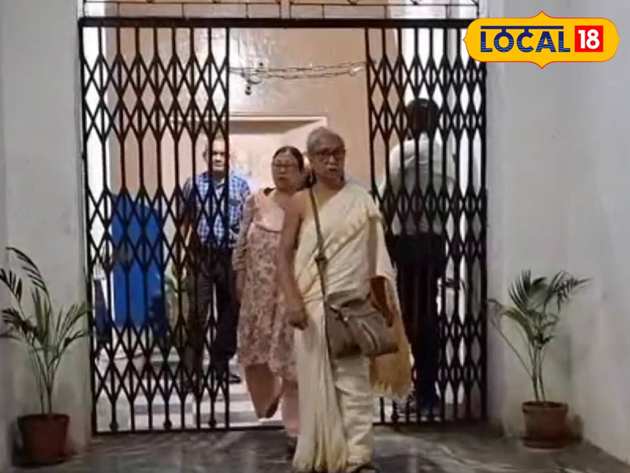 স্কলারশিপ না পেয়ে জেলেই অনশন! ছুটে এল বিশেষ টিম