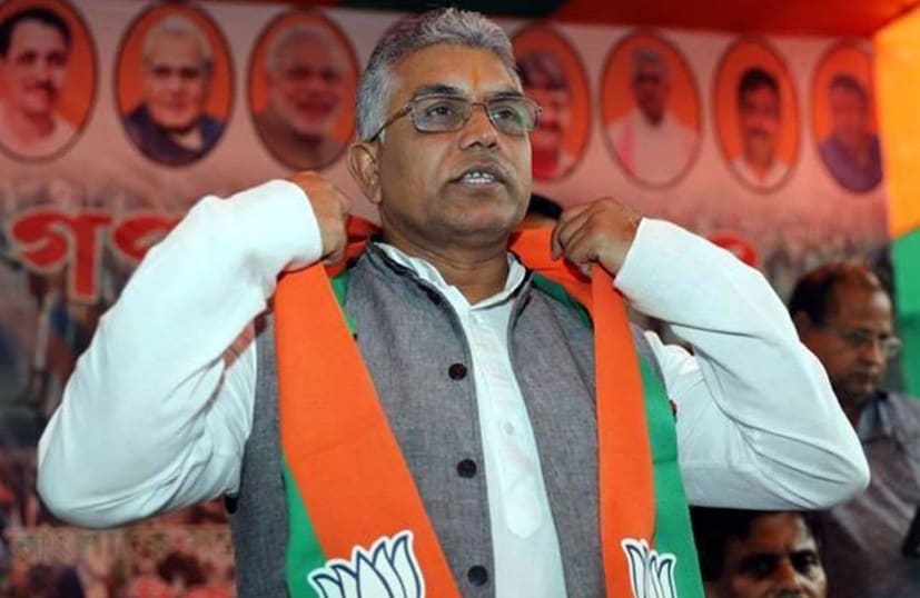 রাজনৈতিক মহলের মতে, রাজ্যে বিজেপি এবার লোকসভা নির্বাচনে আশানুরূপ ফল পায়নি। গত নির্বাচনের তুলনায় তাদের আসন সংখ্যা কমেছে। এর দায়ভার কিছুটা হলেও দিলীপ ঘোষের উপর বর্তেছে। এই পরিস্থিতিতে কেন্দ্রীয় নেতৃত্ব তাঁকে সরিয়ে দিতে পারে বলে মনে করা হচ্ছে। তবে দিলীপ ঘোষকে একেবারে গুরুত্বহীন করে দেওয়া হবে না, কারণ তিনি একজন অভিজ্ঞ নেতা।