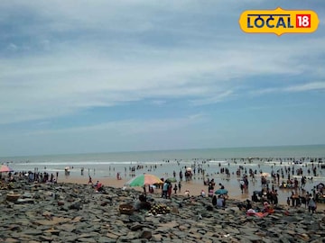 দিঘায় কাতারে কাতারে পর্যটকদের ভিড়, তবুও ‘ওঁদের’ ডাকছে না কেউ! রোজগার কমতেই এখন সবাই দিশেহারা