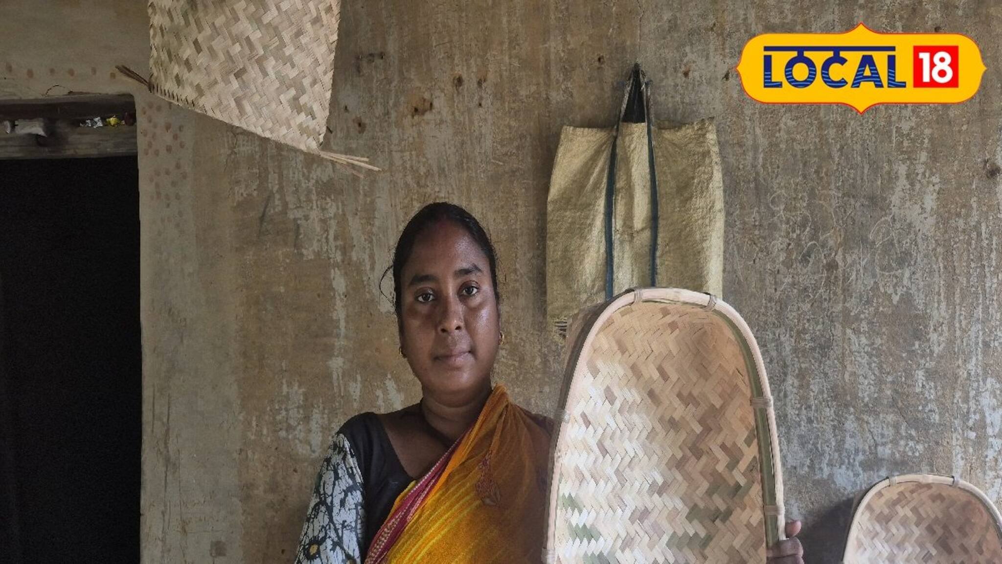 সহজলভ্য হলেও ঐতিহ্যে পিছিয়ে প্লাস্টিক! পুজোর সময় কপাল ফেরে 'এই' শিল্পীদের, ব্যস্ততা তুঙ্গে