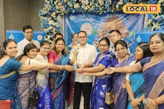 চমক থিমে, দারুণ প্রতিমা! মালদহের কোন কমিটি এবার রাজ করেছে? জেনে রাখুন...