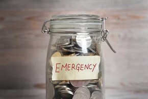 অবসর গ্রহণের পর Emergency Fund হিসেবে আপনার কত টাকা রাখা উচিত?