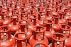 মোবাইল নম্বর পোর্টেবিলিটির মতো LPG সিলিন্ডার কোম্পানি পরিবর্তন করতে পারবেন !