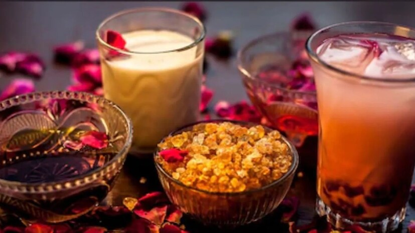 গোন্দ কাটিরা শরবত: এক গ্লাস জল, এক চা চামচ গোন্দ, গুঁড়ো পুদিনা পাতা এবং দুটো লেবুর রস মিশিয়ে ফ্রিজে রাখতে হবে। পরদিন গোন্দ ফুলে গেলে মধু, বিট নুন এবং ঠান্ডা জল ভালো করে মিশিয়ে নিয়ে খেতে হবে। এটা দ্রুত ওজন কমাতে সাহায্য করে।