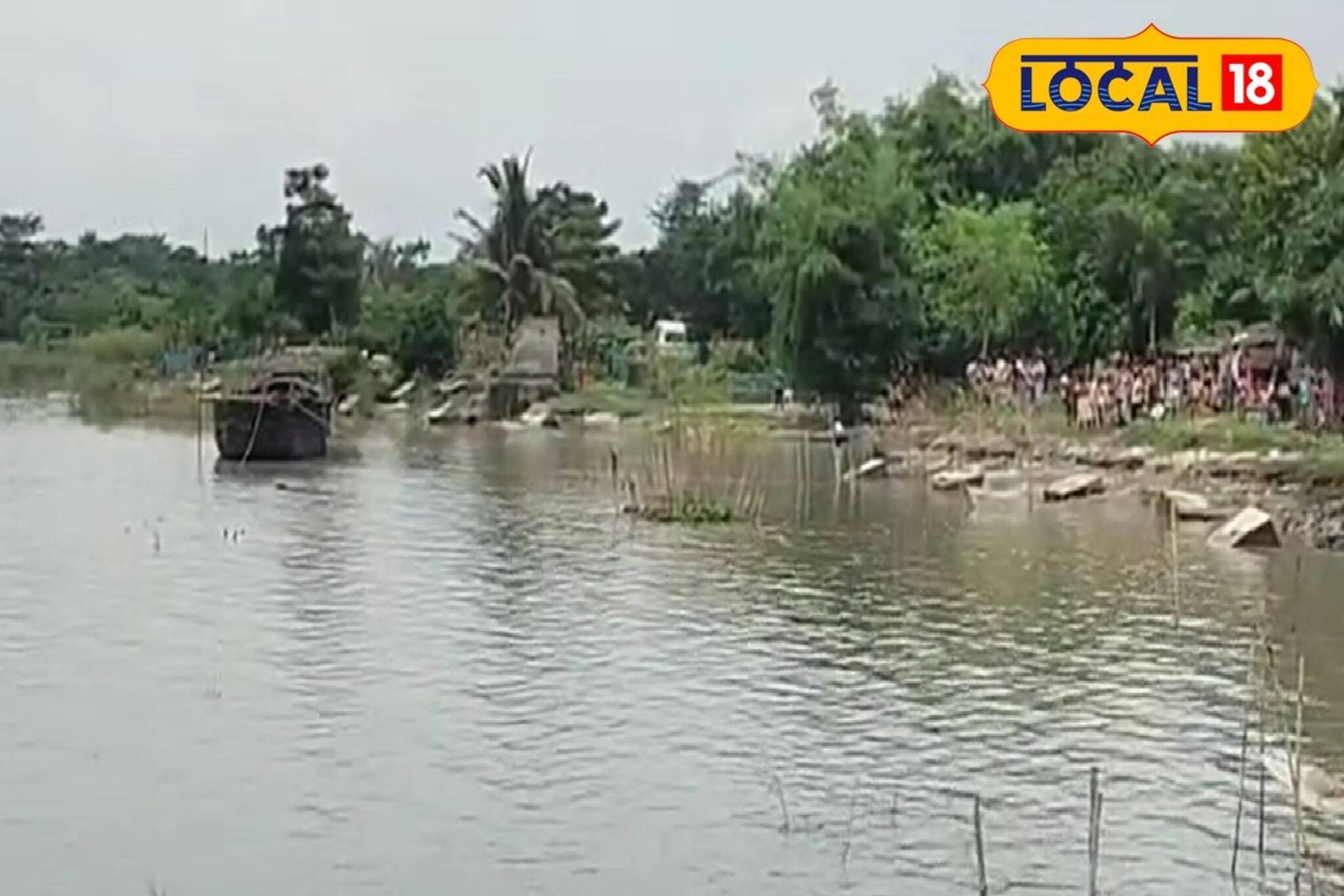 সকালে হঠাৎ গঙ্গার ঘাটে গিয়ে অবাক, 'ওটা কী?' - প্রশ্ন গ্রামবাসীদের