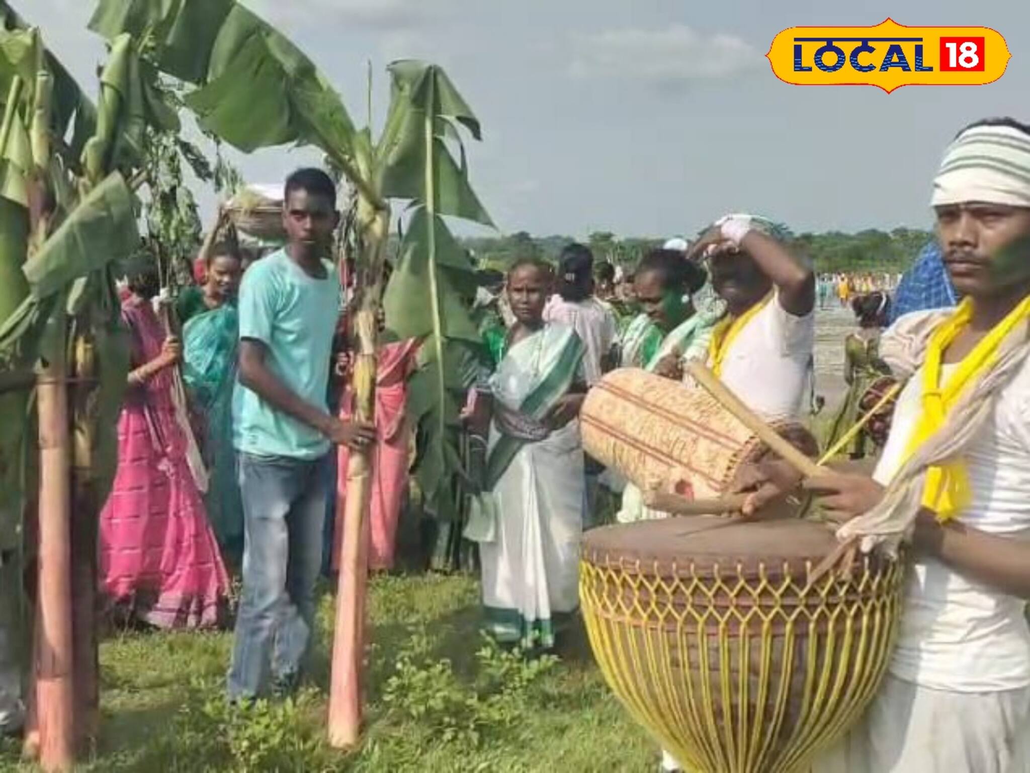 আদিবাসীদের বড় উৎসব করম পুজো! জানেন সবাই, কিন্তু জানেন কী কেন এর হয় আয়োজন?