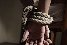 Crime News: দিনে দুপুরে ফিল্মি কায়দায় সোনা কারিগর অপহরণ! ২০ কিমি দূরে তমলুকে নাকা চেকিংয়ে উদ্ধার, গ্রেফতার ৮