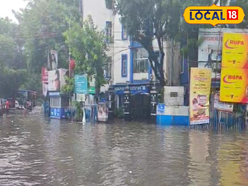 উত্তর-পূর্ব বঙ্গোপসাগরে তৈরি হওয়া নিম্নচাপের খেলা ইতিমধ্যেই দেখেছে শহর কলকাতা। মাত্র কয়েক ঘন্টার বৃষ্টিতে কলকাতা যেন এসে পৌঁছেছে মাঝ নদীতে। তবে এখানেই শেষ নয়, কেননা আবহাওয়া দফতর সূত্রে জানা গিয়েছে আগামী বৃহস্পতিবার উত্তর-পশ্চিম ও সংলগ্ন মধ্য বঙ্গোপসাগরের উপর আরও একটি নিম্নচাপ তৈরি হতে পারে। 