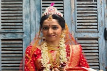 কবে বিয়ে হল অমৃতার? পাত্রই বা কে? নববধূর সাজে অমৃতার ছবি দেখে কানাঘুষো টলিউডে